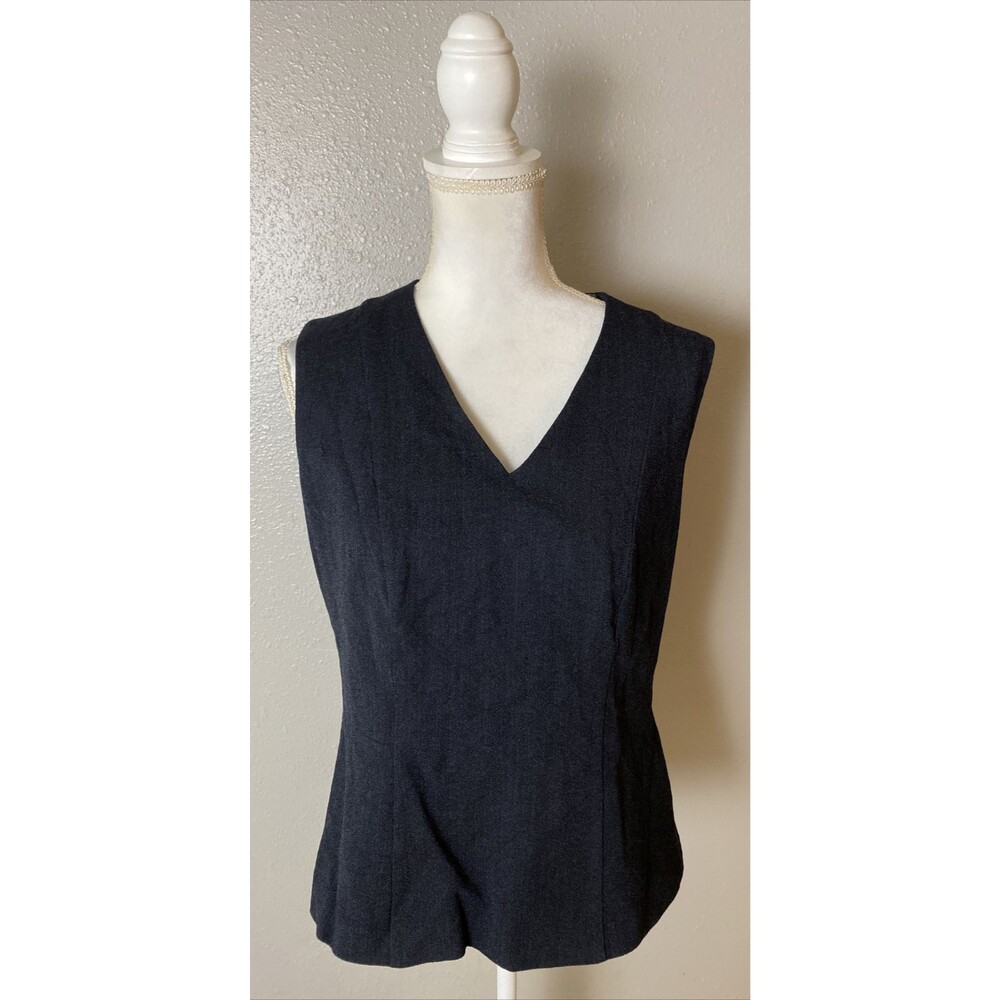 BOSS Hugo Boss Shell Tank Size 10, back zip